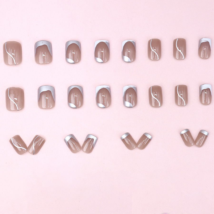 أظافر صناعية قصيرة للنساء والف - مراجعة Nail Art Press On وسعره